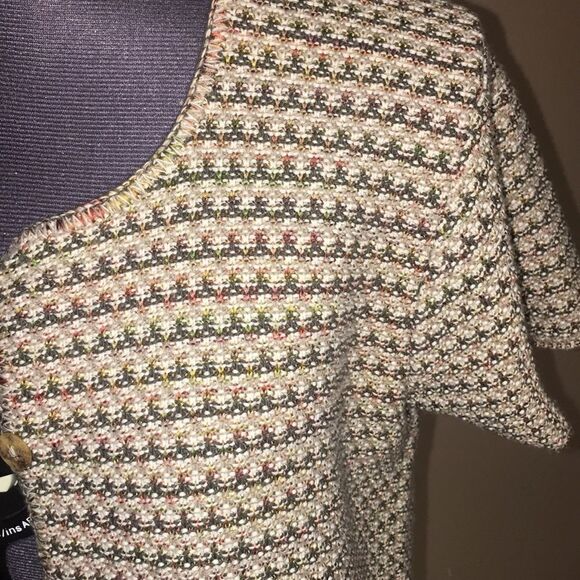 Reba rose button down sweater size medium - Picture 2 of 8